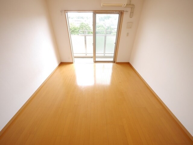 リトルグローブの物件内観写真