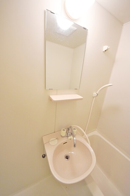 リバーサイド・ヴィラの物件内観写真