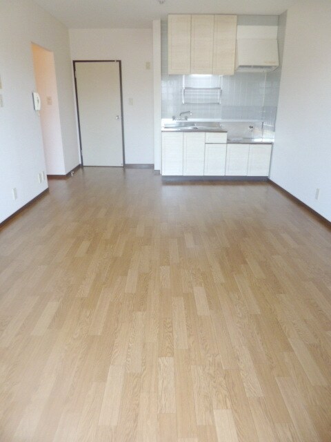 セントラルパディの物件内観写真