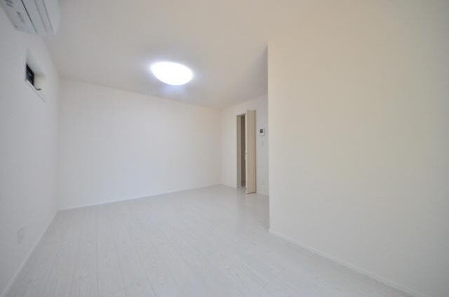 カインドネス八王子緑町の物件内観写真