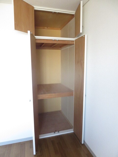 サンセヴィラージュの物件内観写真