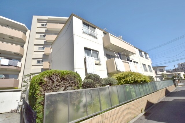 吉原ハイツの物件外観写真