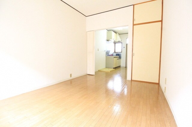 ポルシェ聖蹟桜ヶ丘IIの物件内観写真