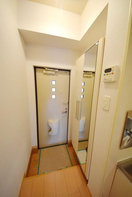 ヌールハリーフ3の物件内観写真