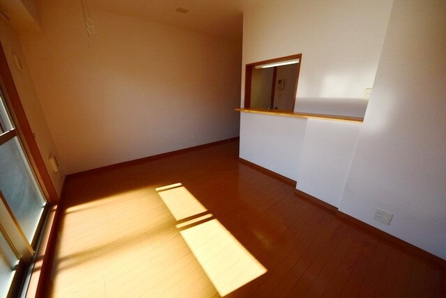 ロイヤル・レジデンス壱番館の物件内観写真