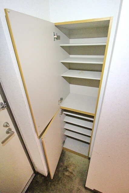 青木葉バーゼル館の物件内観写真