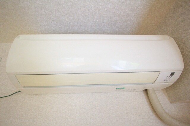 鶴牧ガーデンズの物件内観写真