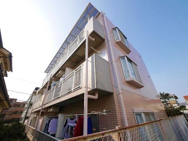 エーリフローレンスBの物件外観写真