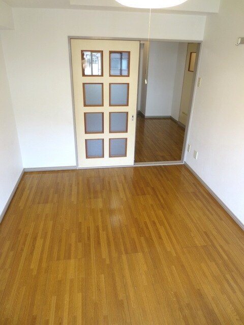 アベニュー成城2号館の物件内観写真