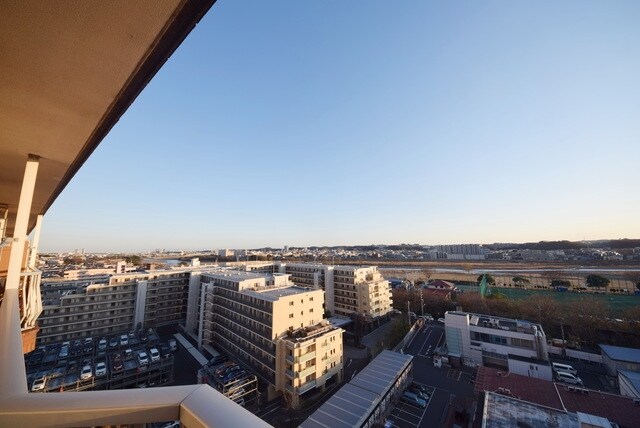 ライオンズマンション調布の物件内観写真