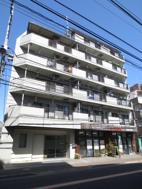 モンターニュ国領の物件外観写真