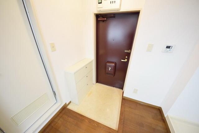 モンターニュ国領の物件内観写真