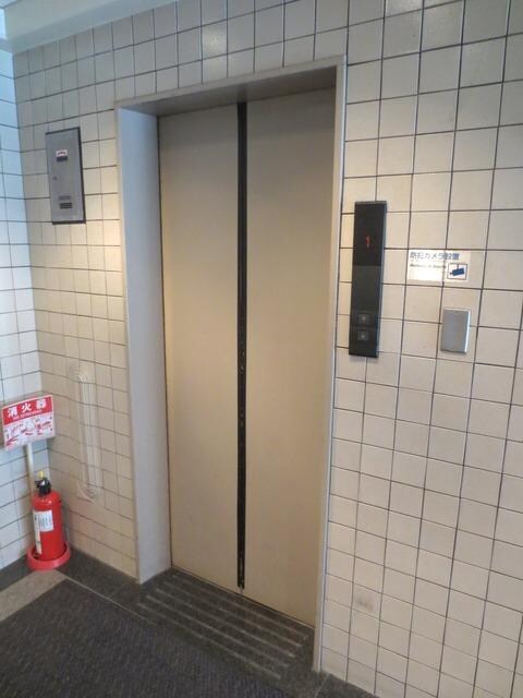 モンターニュ国領の物件内観写真