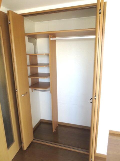 コニファーガーデン北烏山の物件内観写真