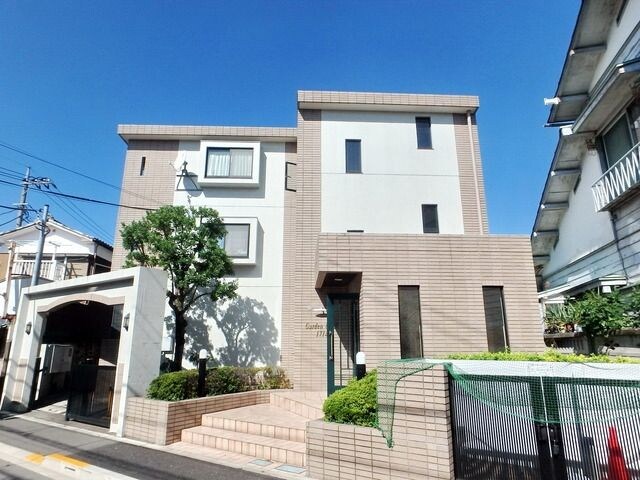 ガーデンクレスト1714の物件内観写真