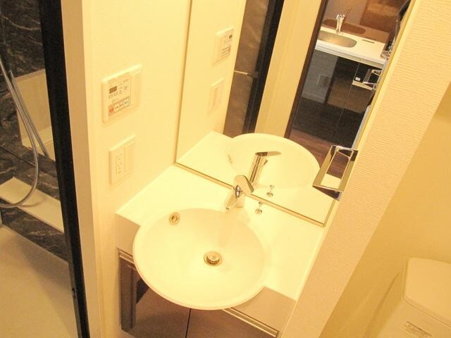 スパシエソリデ世田谷砧の物件内観写真