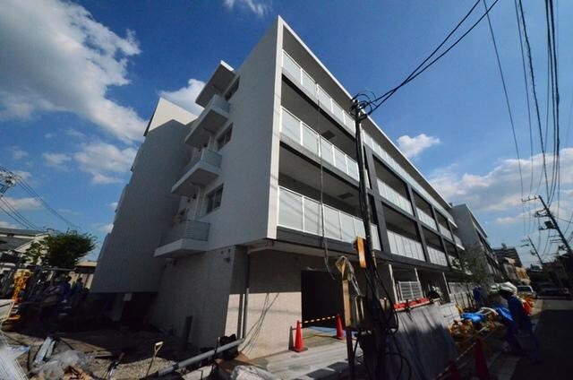 AZALETY上北沢の物件外観写真