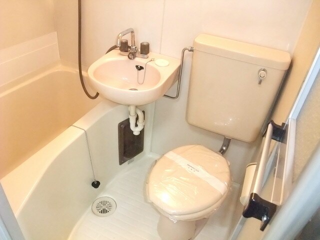 メゾンエスポワールの物件内観写真