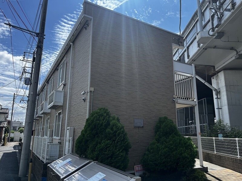 レオパレスシャンテAの物件外観写真