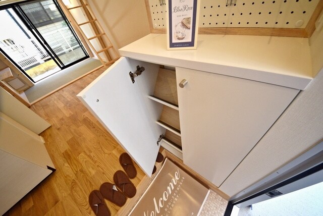 チトカラアパートメントの物件内観写真