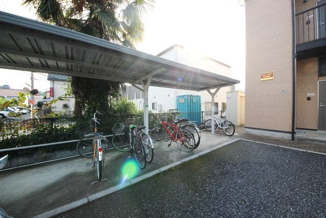 メインシティガーデン アイリスファームの物件内観写真