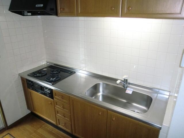 PINE GARDEN D棟の物件内観写真