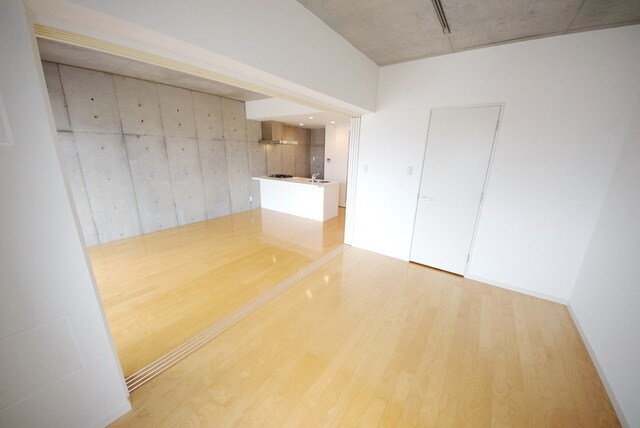 ラティエラ成城学園前の物件内観写真