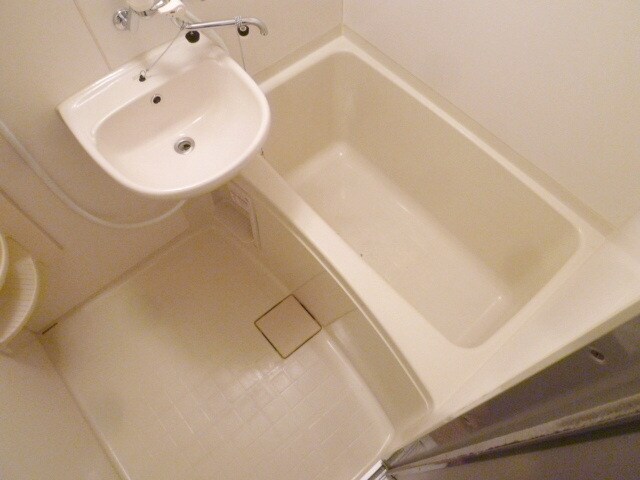 トゥインクルコート大町 5番館の物件内観写真