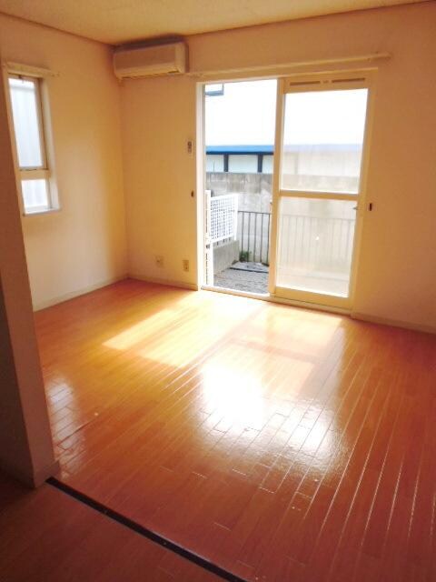 リヴェール高井戸の物件内観写真