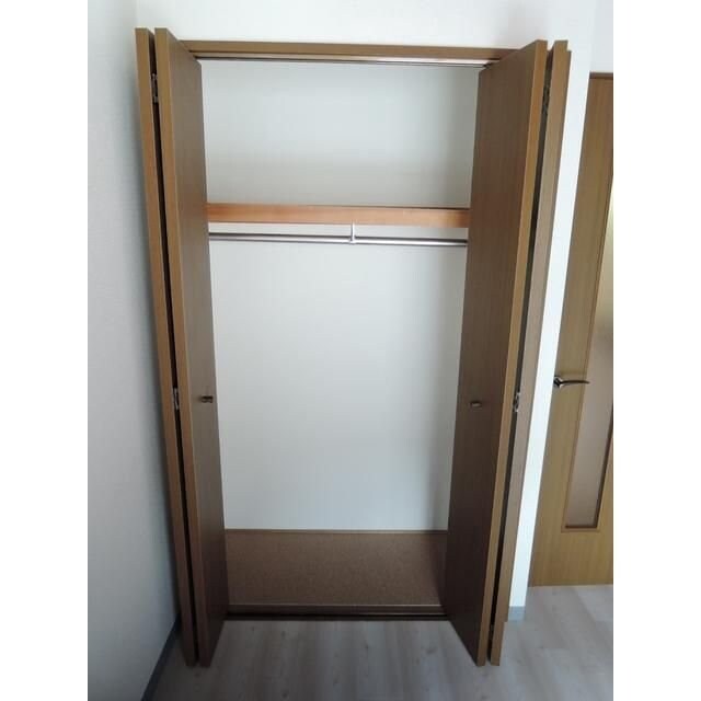 マノアコートの物件内観写真