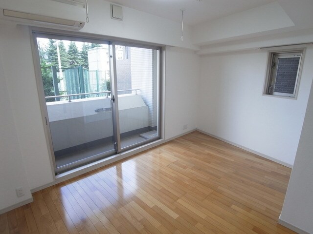 プラウドフラット三軒茶屋の物件内観写真