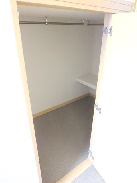 レオパレスプランドール稲城の物件内観写真