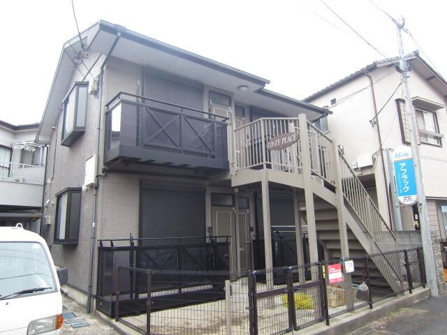 コウズィプレイスの物件外観写真