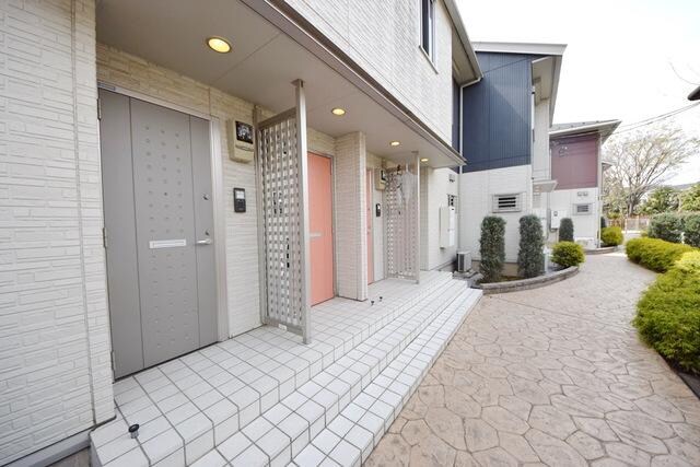 レセンテスパシオの物件内観写真