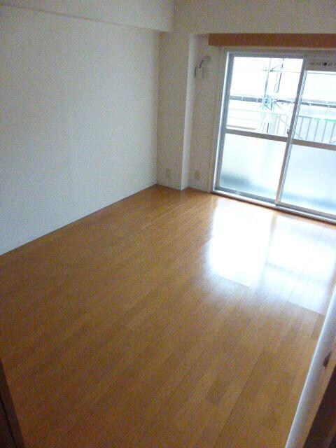 マンション国領の物件内観写真