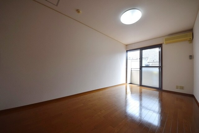 メゾンマリーナの物件内観写真