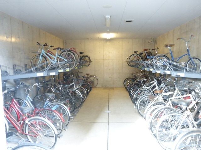 ドゥーエつつじヶ丘 の物件内観写真