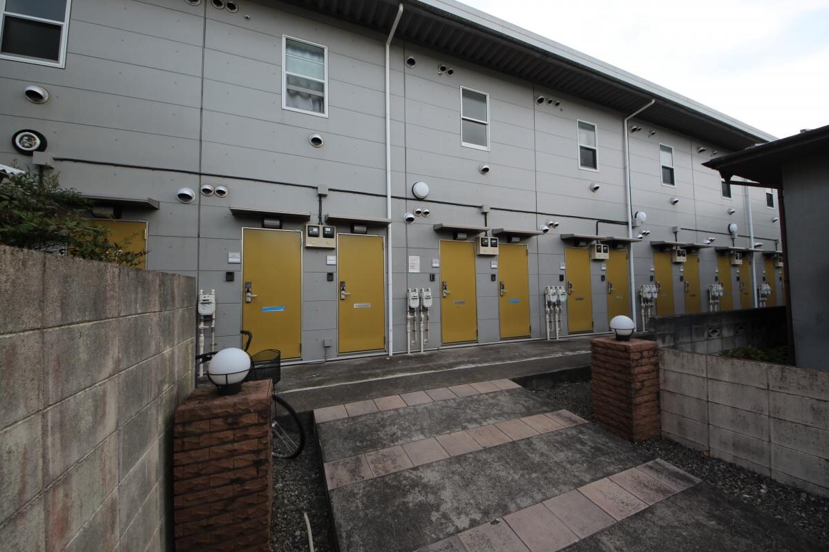 セレ千歳烏山の物件外観写真