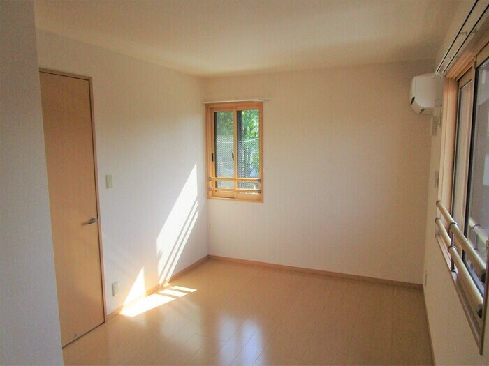 ラヴィアンローズの物件内観写真