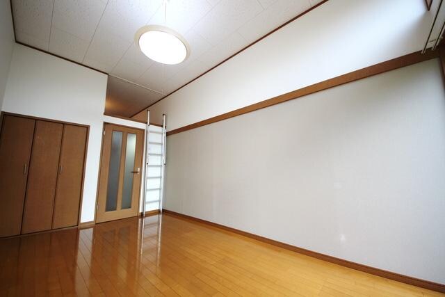 メインシティガーデン アイリスファームの物件内観写真