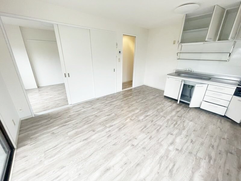 クレスコート国立の物件内観写真