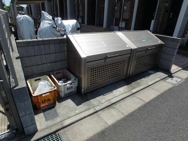 アニックカスールの物件内観写真