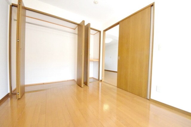 オリーブガーデンの物件内観写真