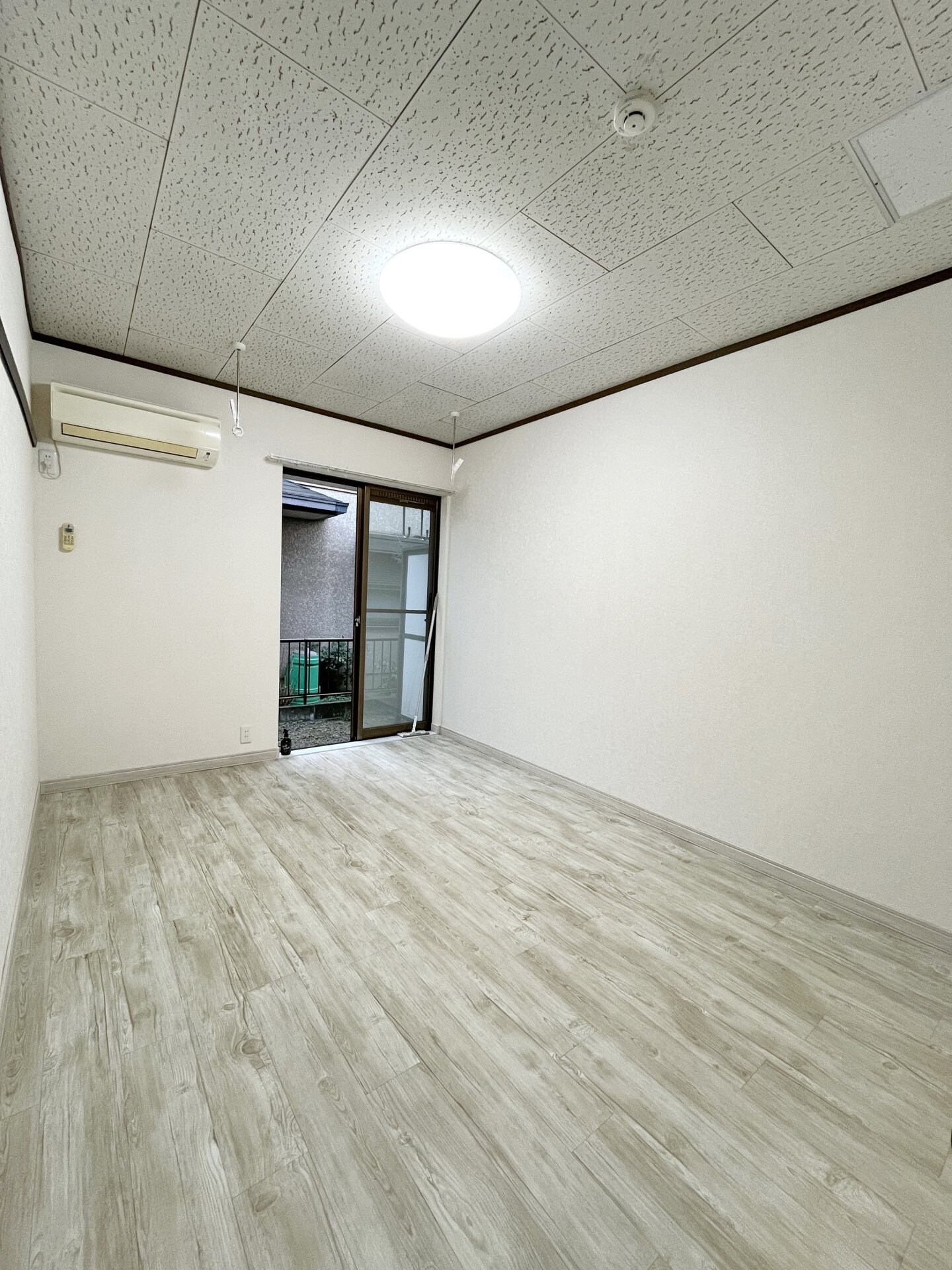 メゾン・カルガの物件内観写真