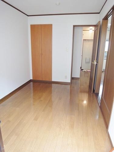 ビューロイヤルの物件内観写真