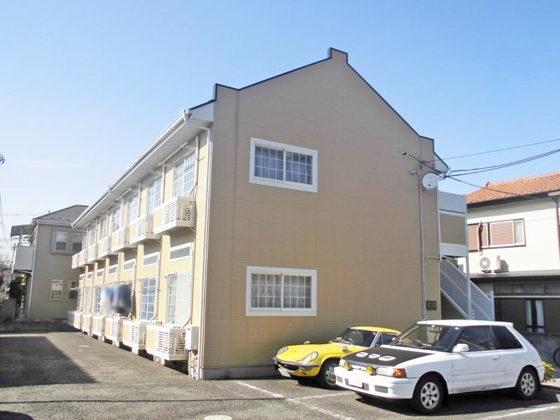 レオパレスリバーサイド染地の物件外観写真