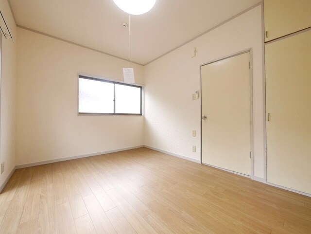 ニュータウンハウスの物件内観写真