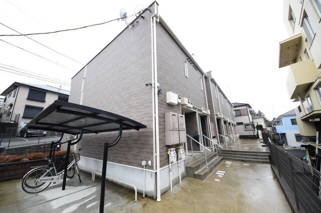 レオネクストムーンハウスの物件外観写真