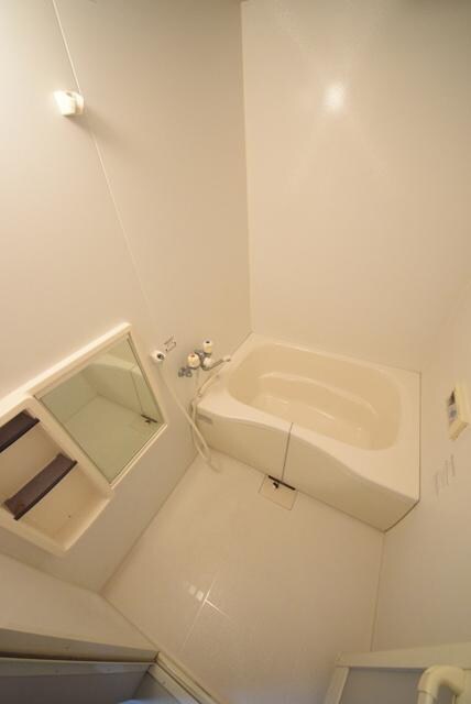 ライジングコートの物件内観写真