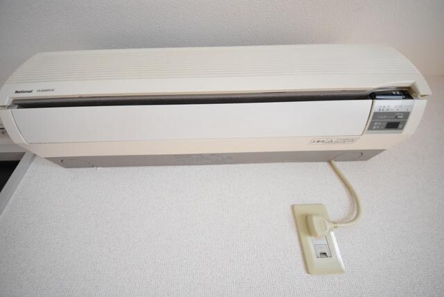 ライジングコートの物件内観写真